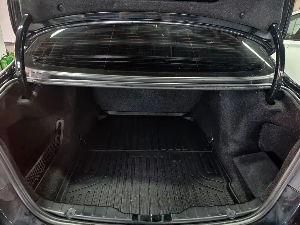 BMW 5 Series 2015 — фото 12