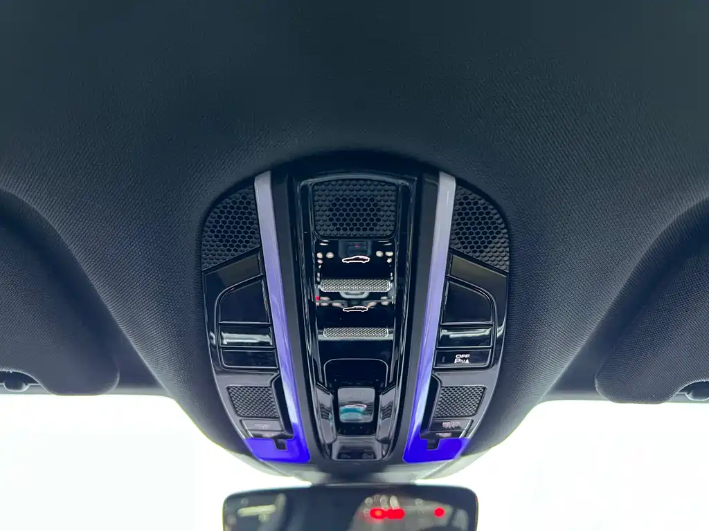 Porsche Panamera 2021 — фото 20