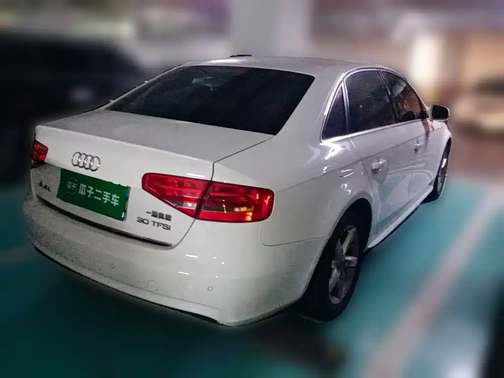 Audi A4L 2014