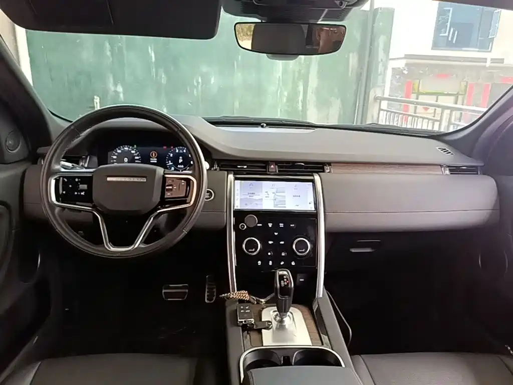 Land Rover Discovery Sport 2022 — фото 10