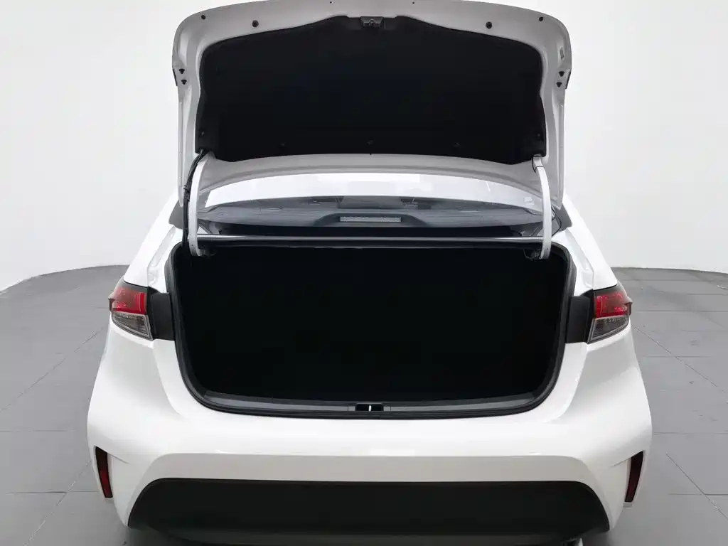 Toyota Levin 2025 — фото 16