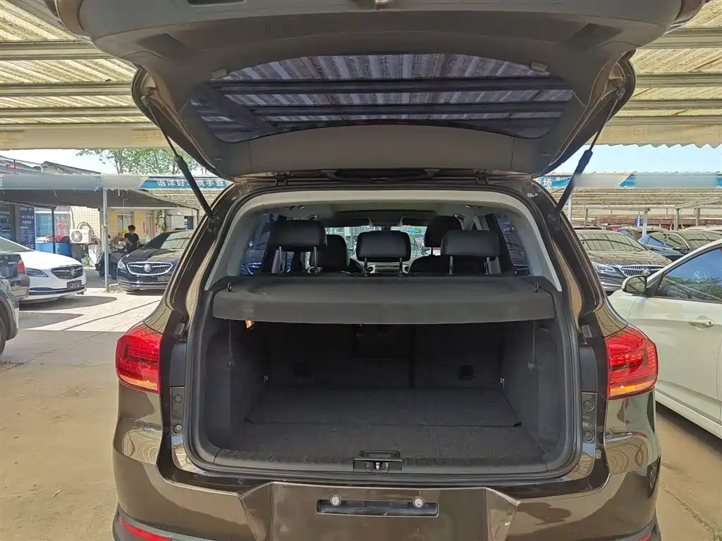 Volkswagen Tiguan 2016 — фото 15