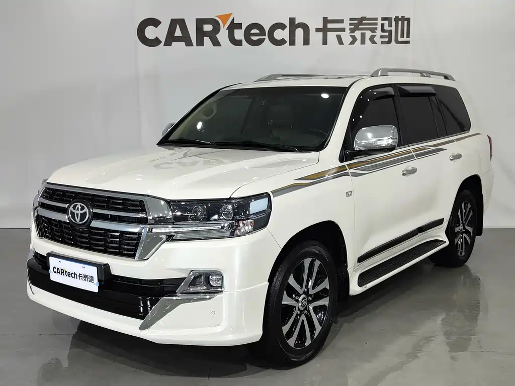 Toyota Land Cruiser 2019 — фото 1