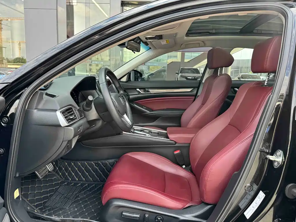 Honda Accord 2022 — фото 4