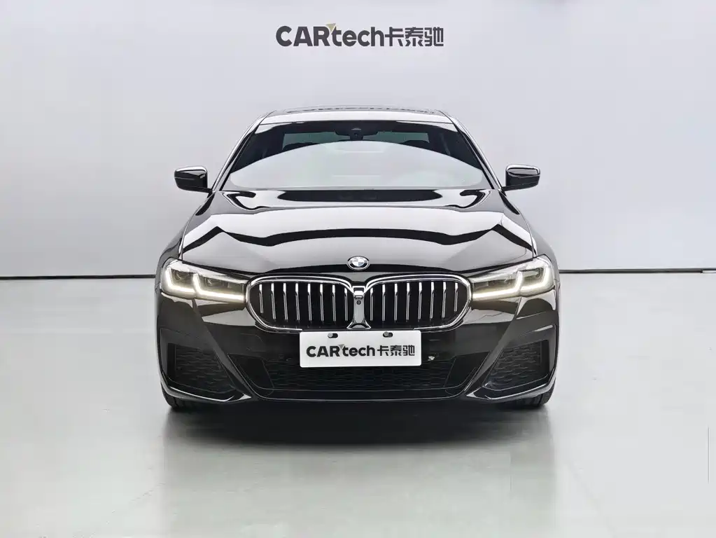 BMW 5 Series 2021
