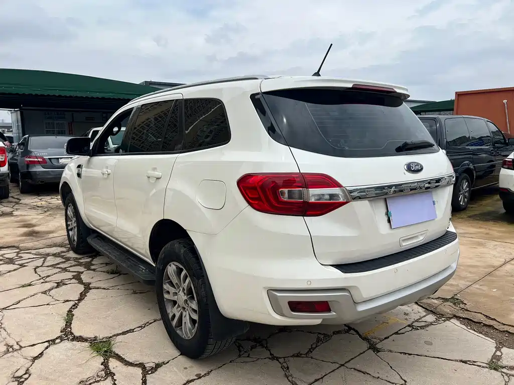 Ford Everest 2018 — фото 13