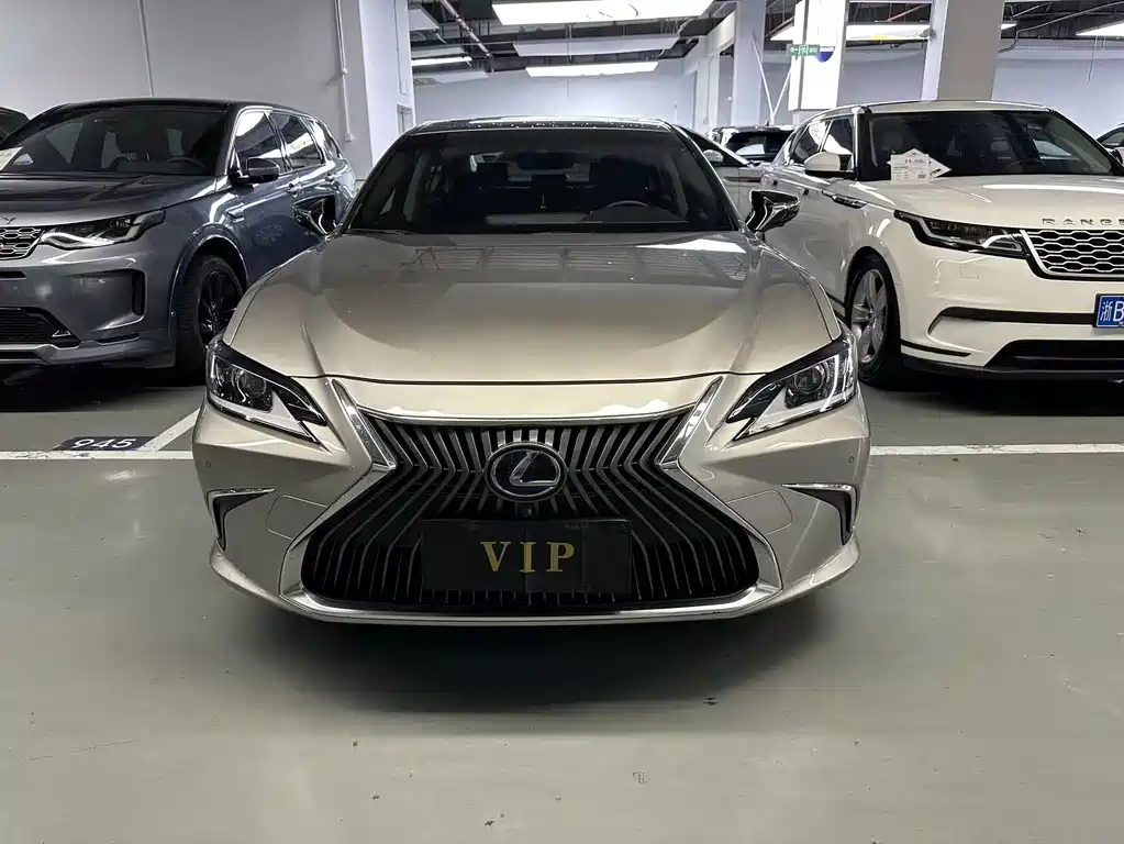 Lexus ES 2019 — фото 2
