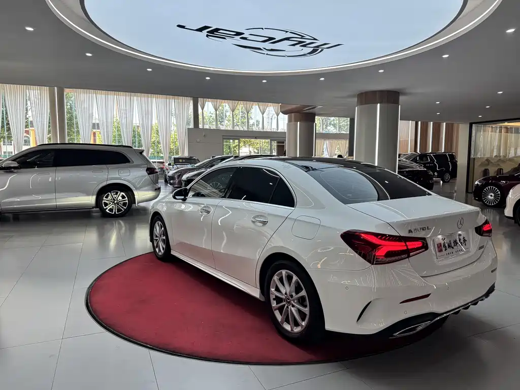Mercedes-Benz A-Class 2021