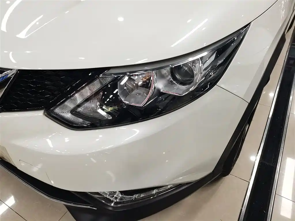 Nissan Qashqai 2018 — фото 24