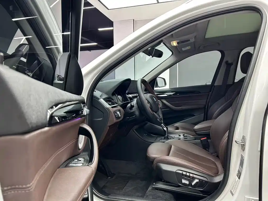 BMW X1 2021 — фото 10