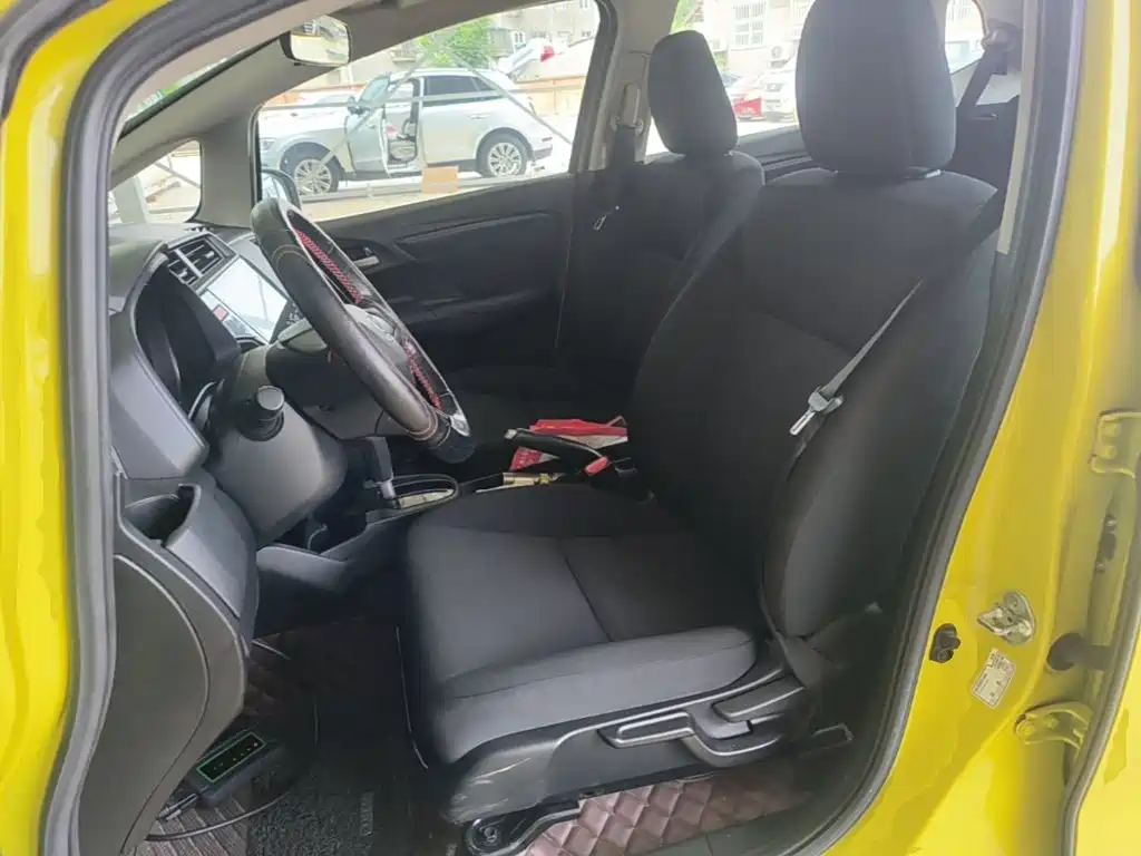 Honda Fit 2016 — фото 15