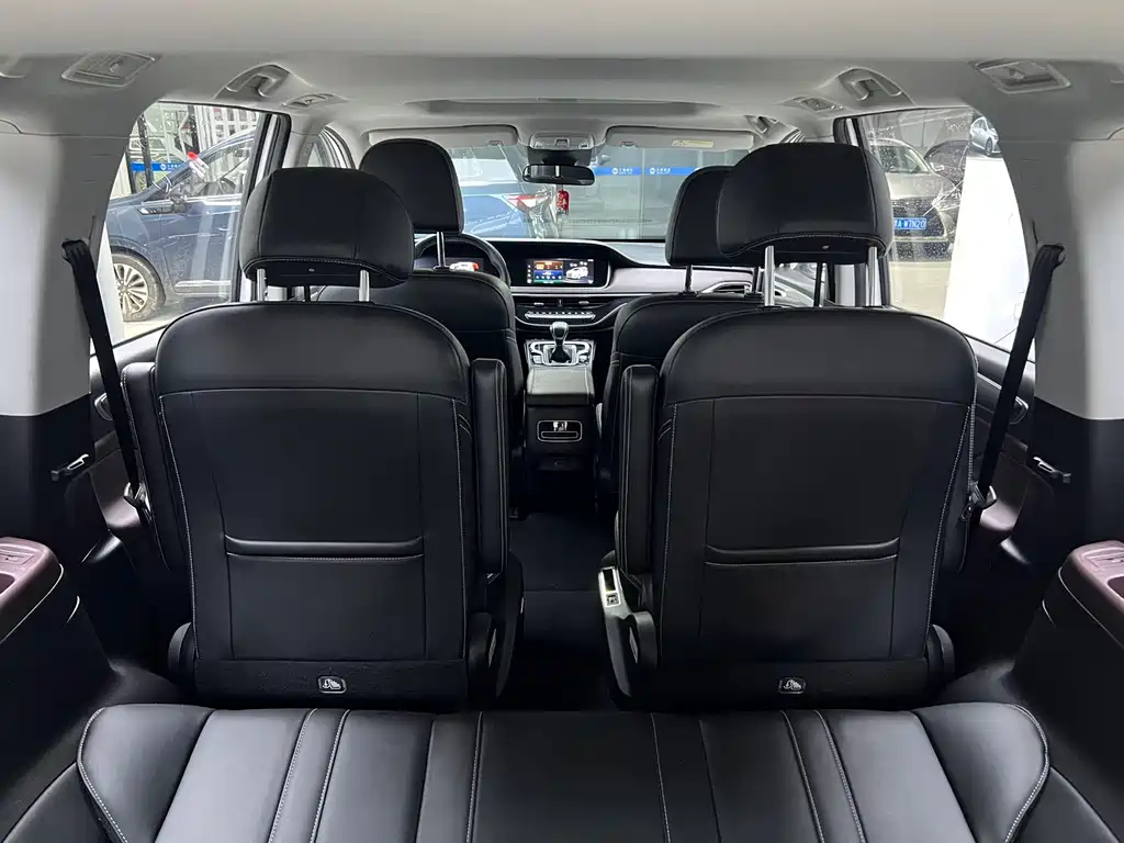 GAC Trumpchi M6 2022 — фото 18