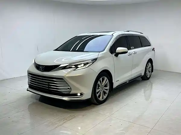 Toyota Sienna 2023