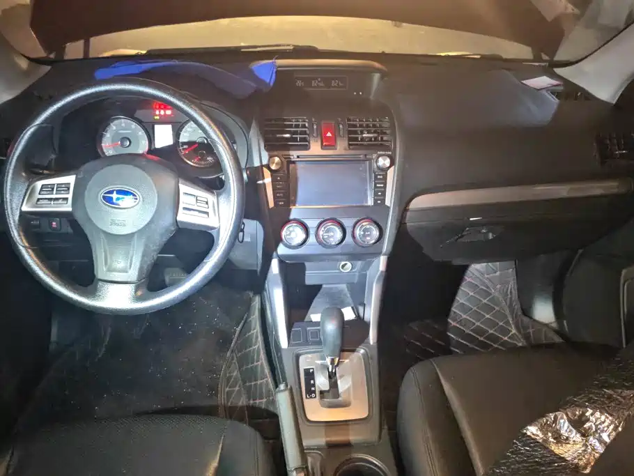 Subaru Forester 2014 — фото 13