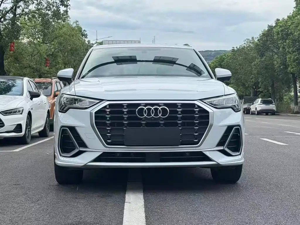 Audi Q3 2023