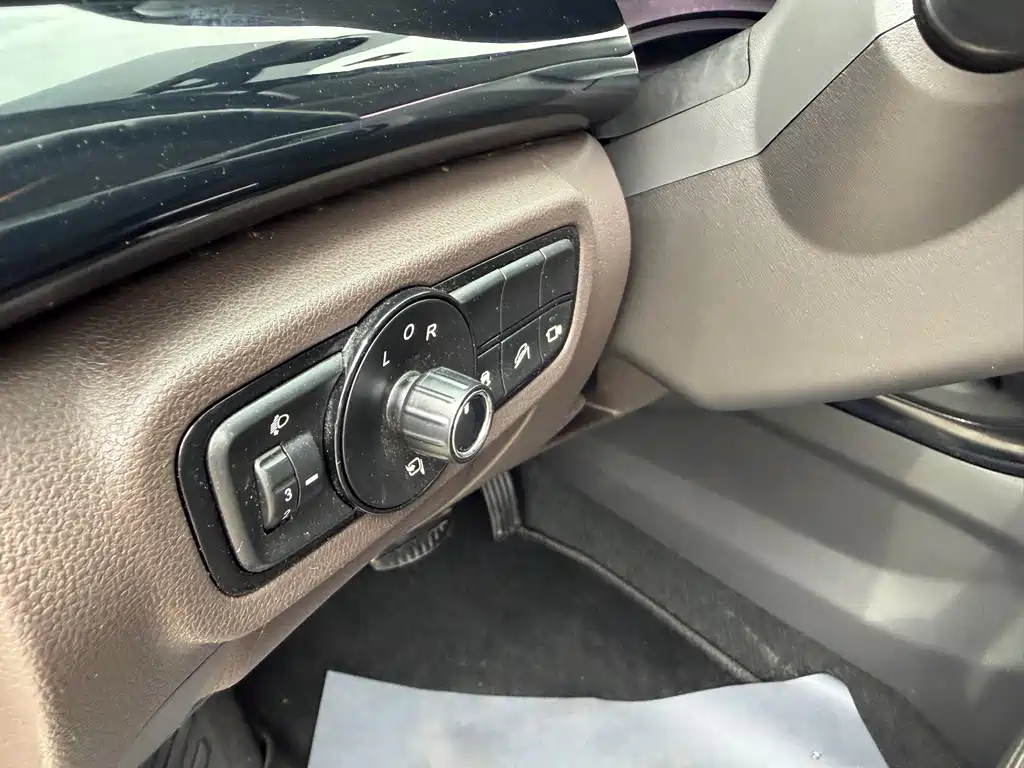 GAC Motor Trumpchi GS4 2018 — фото 25