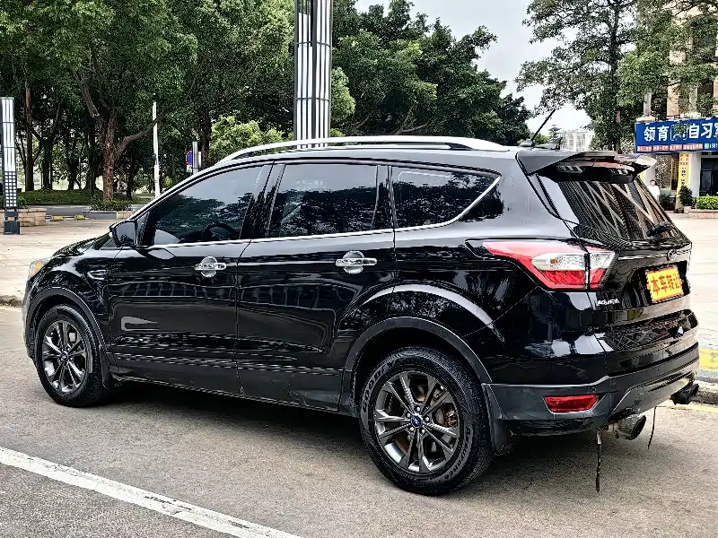Ford Kuga 2020 — фото 7