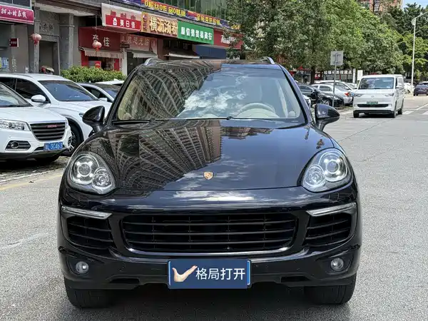 Porsche Cayenne 2016