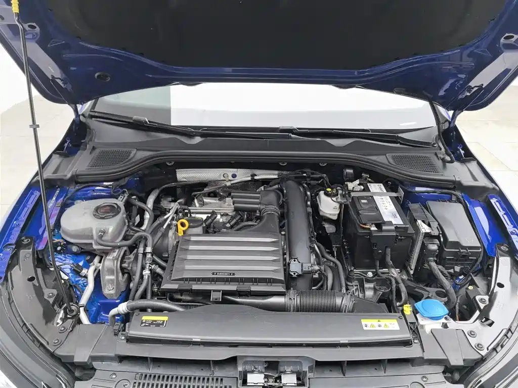 Volkswagen Golf 2021 — фото 6