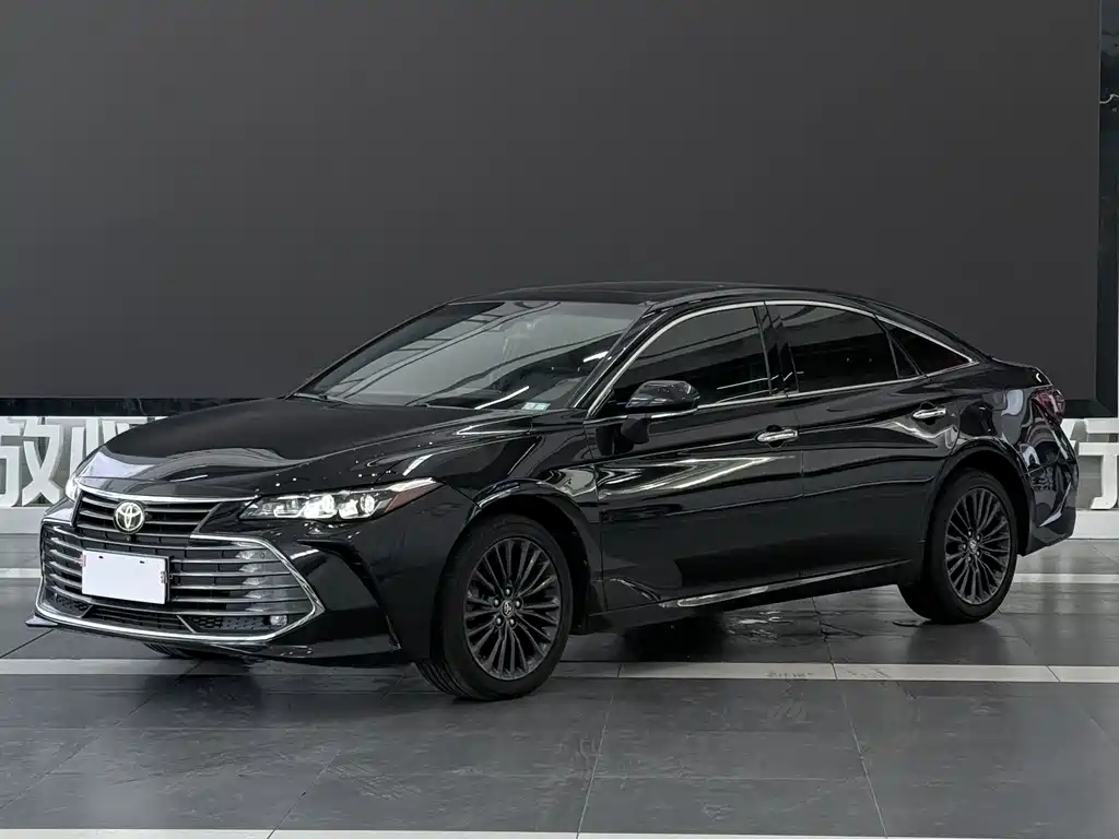 Toyota Avalon 2020 — фото 1