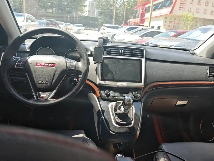 Haval H6 2015 — фото 12