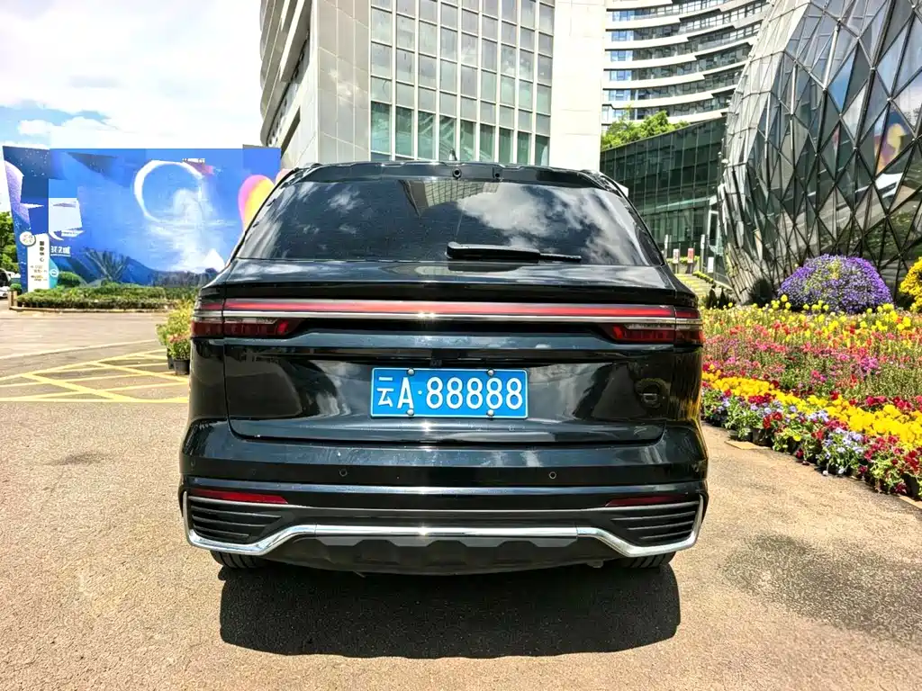 Geely Xingyue L 2022 — фото 15