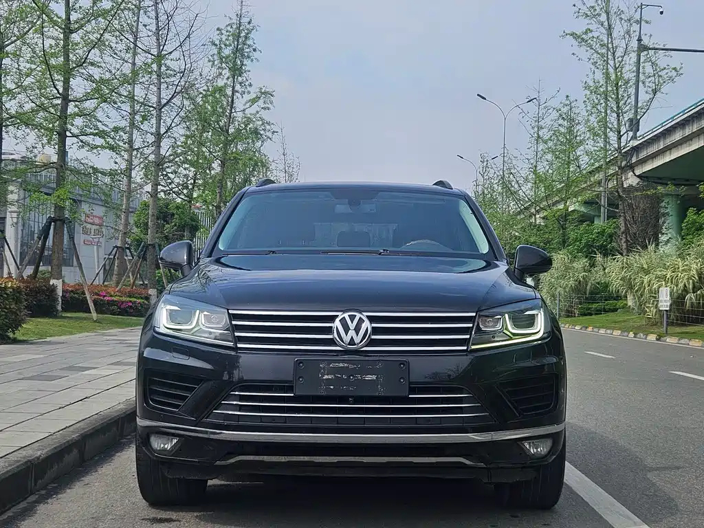 Volkswagen Touareg 2017 — фото 8