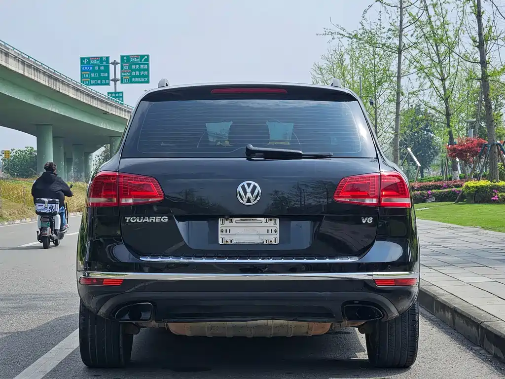 Volkswagen Touareg 2017 — фото 4
