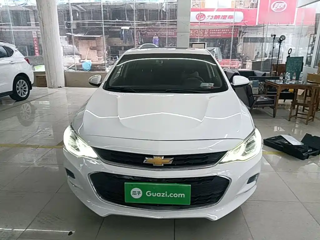 Chevrolet Cavalier 2018 — фото 3