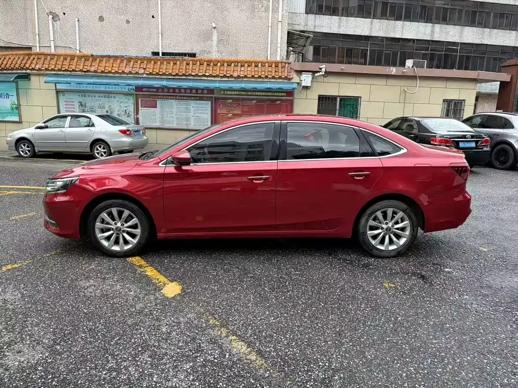 Roewe i6 Classic 2017 — фото 8