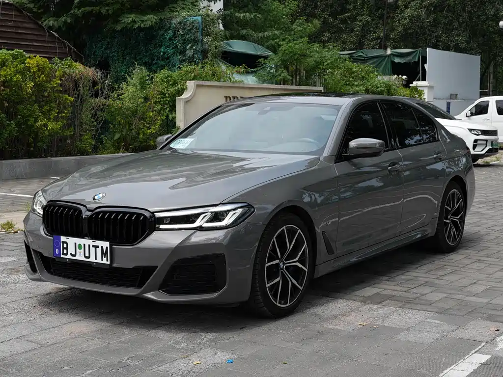 BMW 5 Series 2022