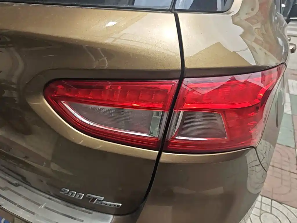GAC Motor Trumpchi GS4 2015 — фото 8