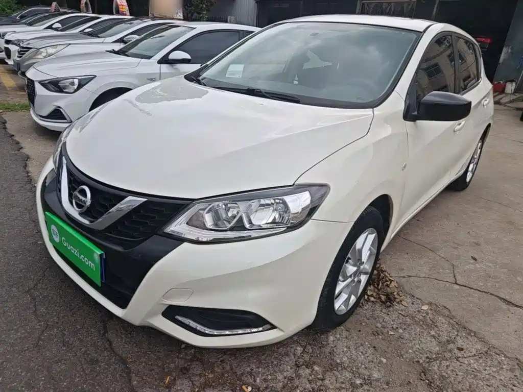 Nissan Tiida 2022