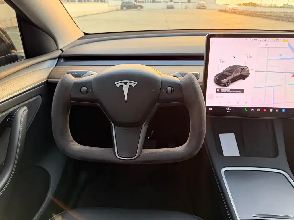 Tesla Model Y 2021 — фото 10