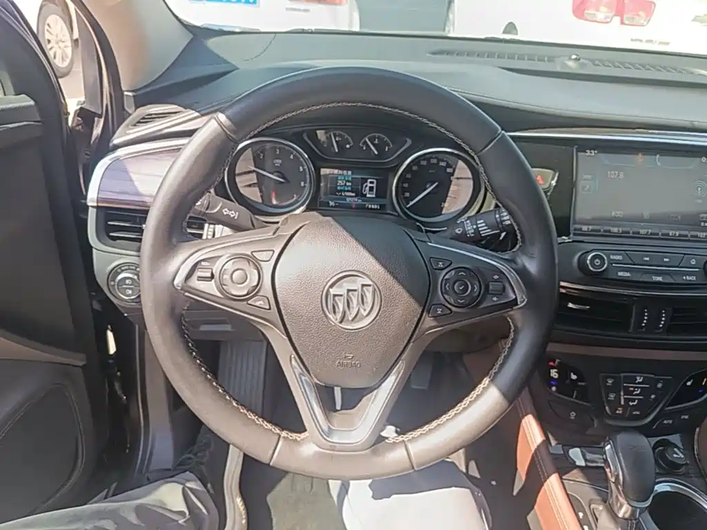 Buick Envision Plus 2016 — фото 11