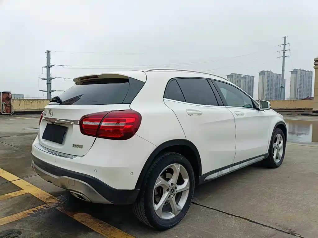 Mercedes-Benz GLA 2019 — фото 9