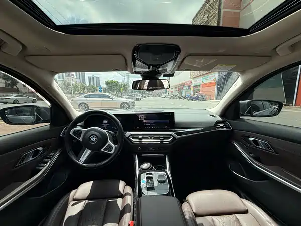 BMW i3 2024