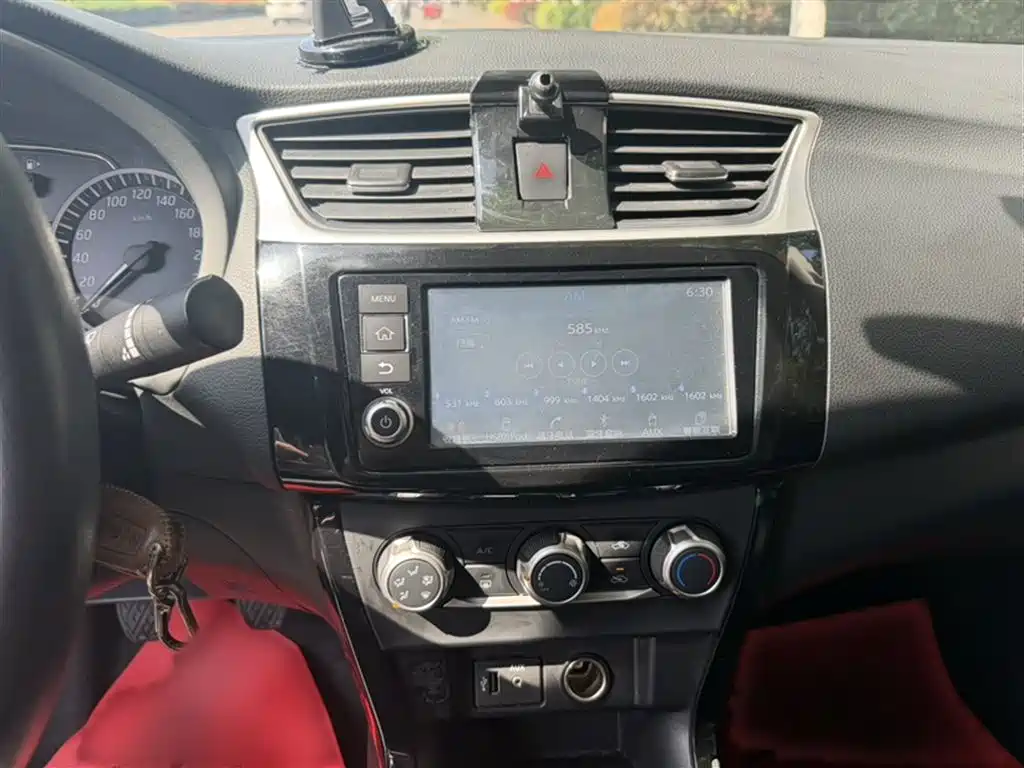 Nissan Sylphy 2019 — фото 13