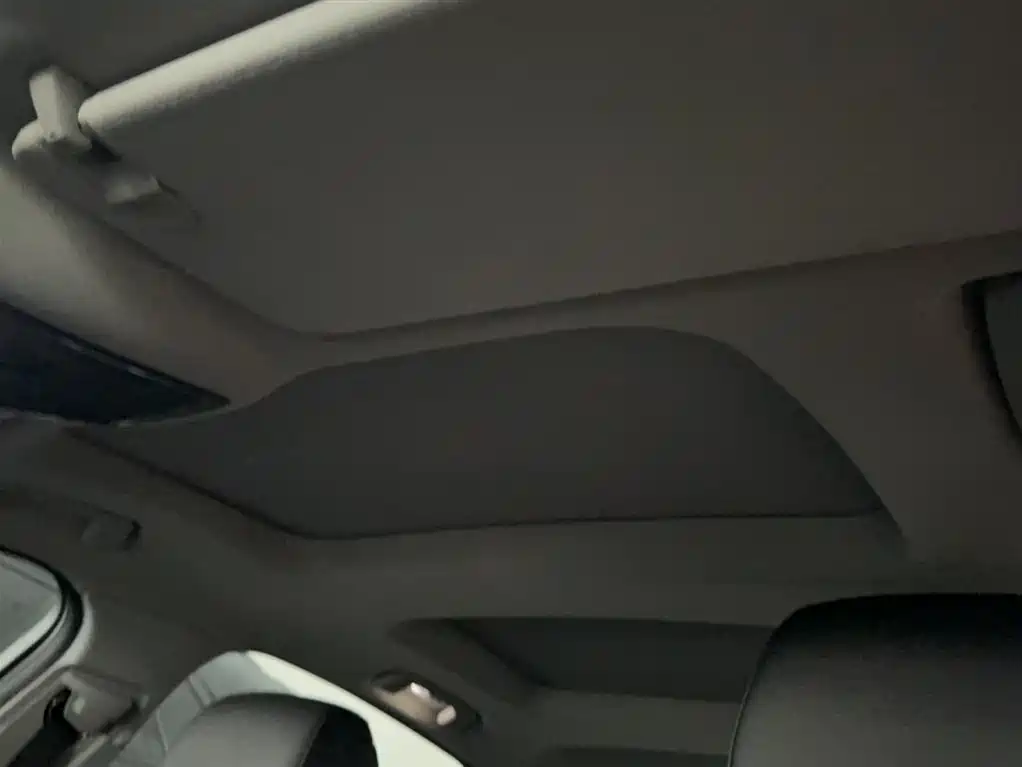 Cadillac CT6 2025 — фото 17