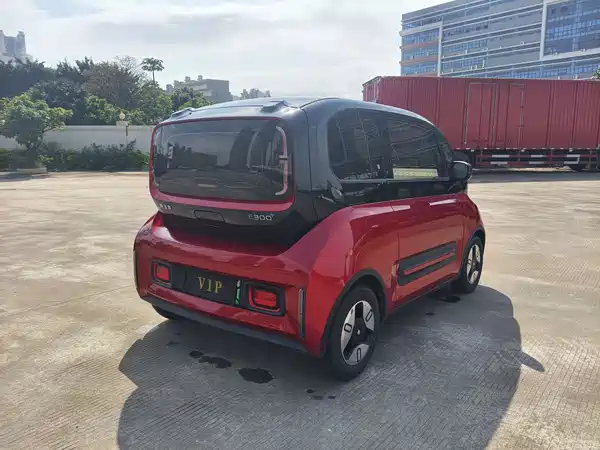 Baojun E300 2020