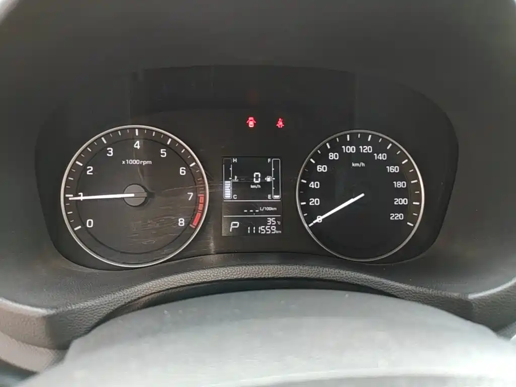 Hyundai ix25 2015 — фото 12