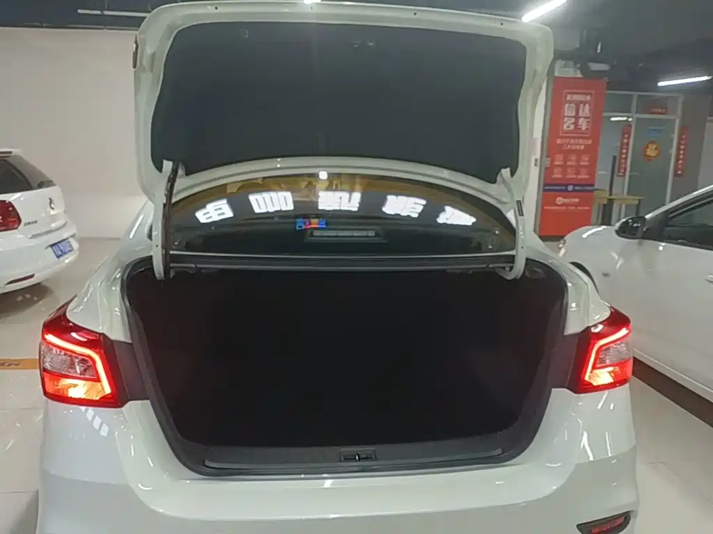 Nissan Sylphy 2021 — фото 19