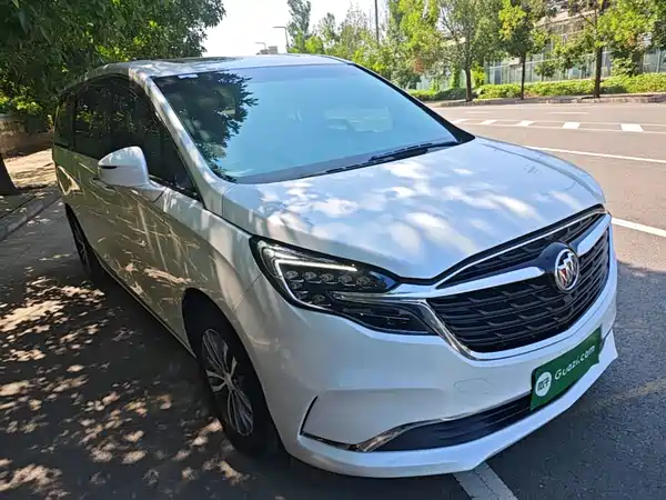 Buick GL8 2022