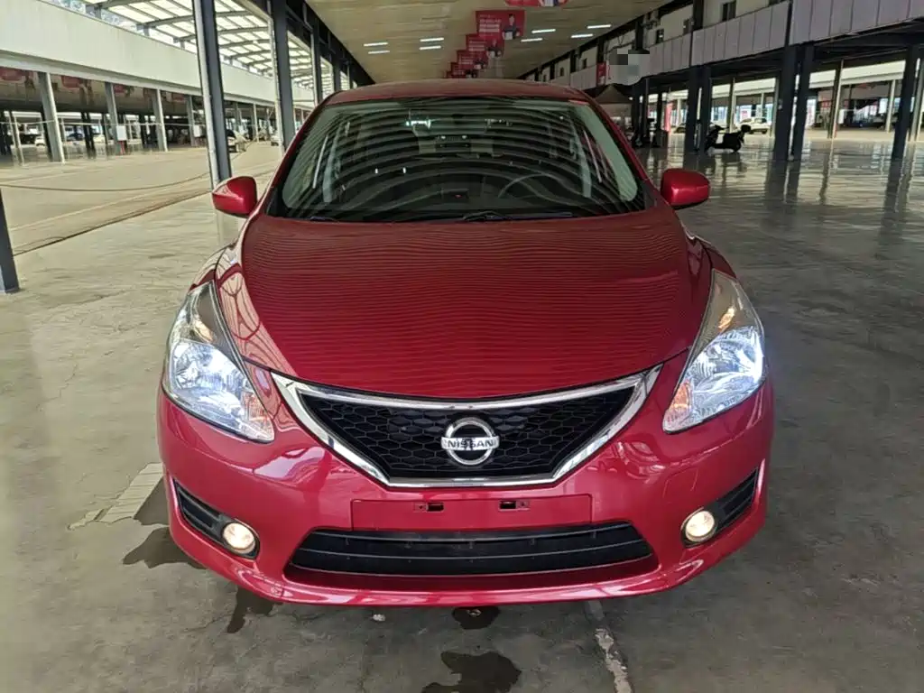 Nissan Tiida 2016 — фото 3