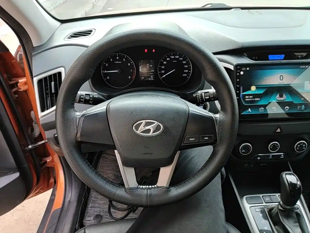 Hyundai ix25 2015 — фото 11