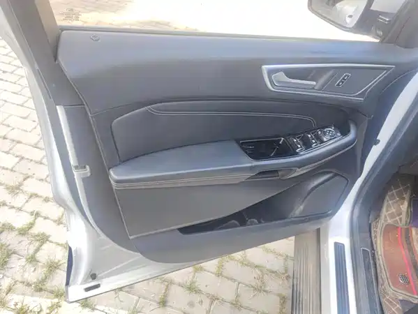 Ford Edge 2018