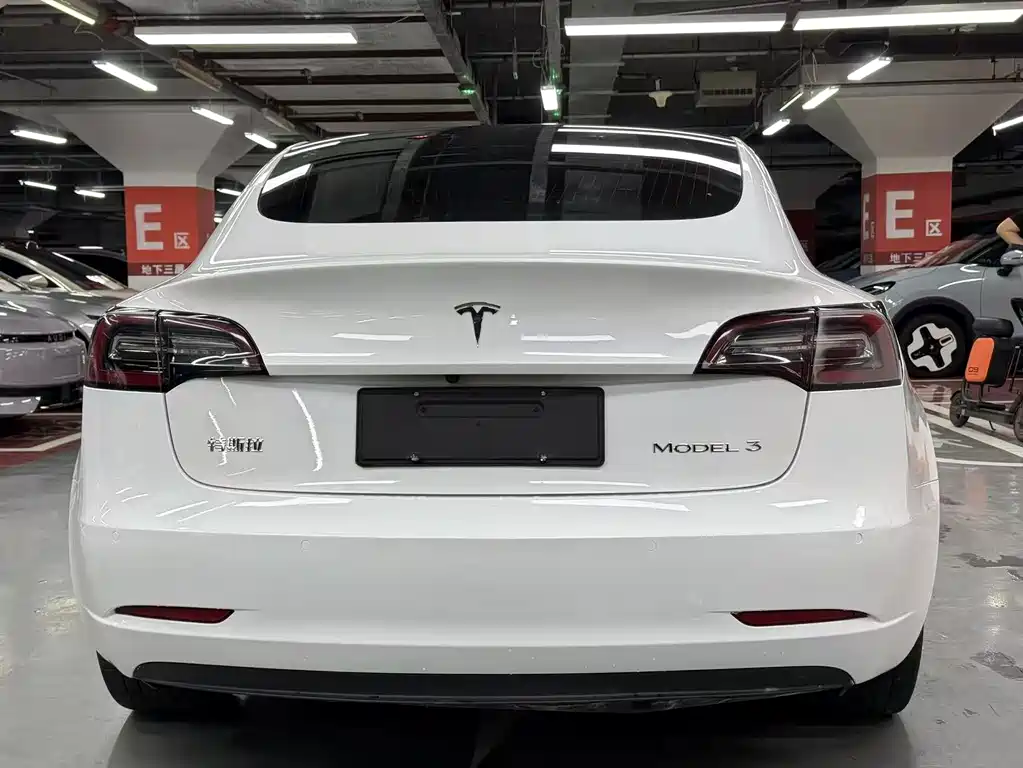 Tesla Model 3 2020 — фото 5