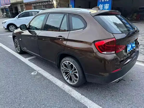 BMW X1 2012