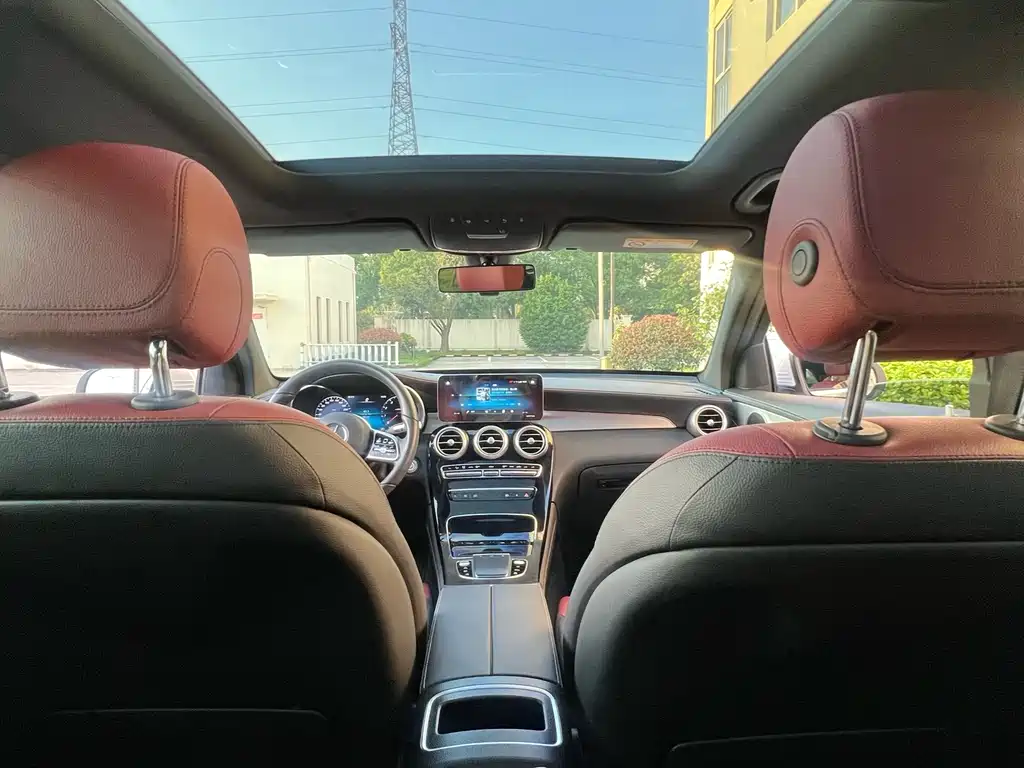 Mercedes-Benz GLC 2020 — фото 16