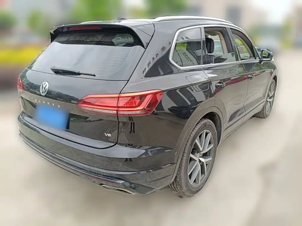 Volkswagen Touareg 2019 — фото 12